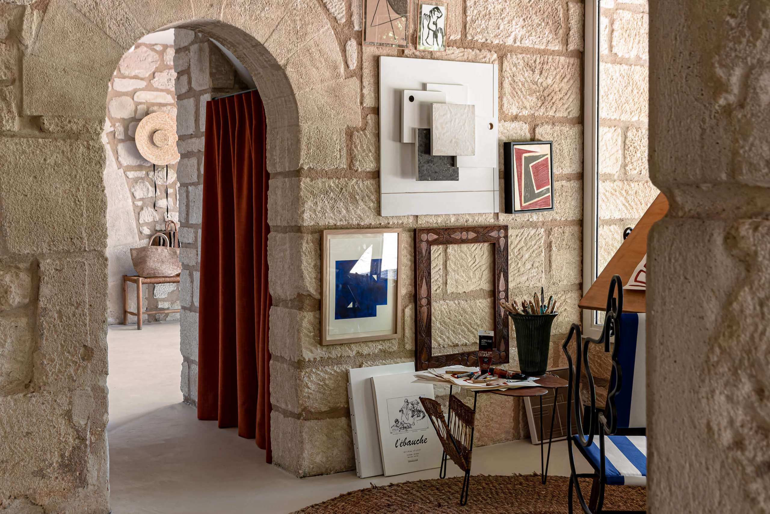 villa-etta-artroom-creative-luxury-rental-retreat-provence