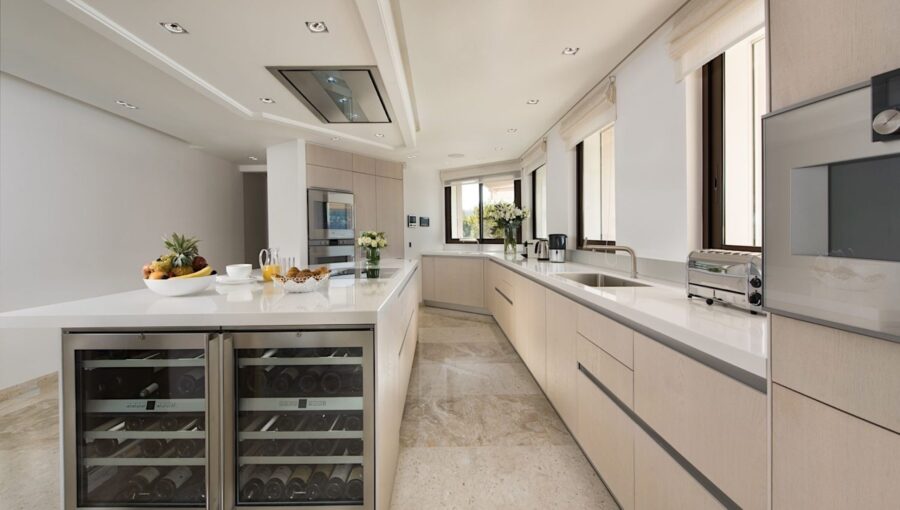 villa-gabrielle-kitchen-sleek-modern-spacious-bright-design-luxury-st-jean-cap-ferrat