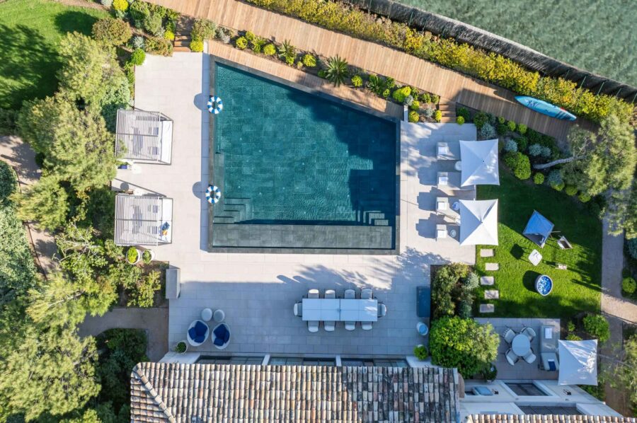 villa-riva-exterior-aerial-view-swimming-pool-terrace-garden-sea-view-luxury-rental-retreat-st-tropez