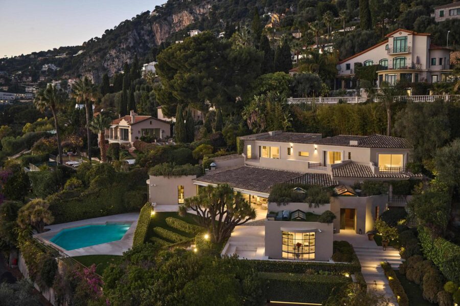 villa-simone-exterior-sunset-swimming-pool-lush-gardens-spacious-property-luxury-rental-retreat-villefranche