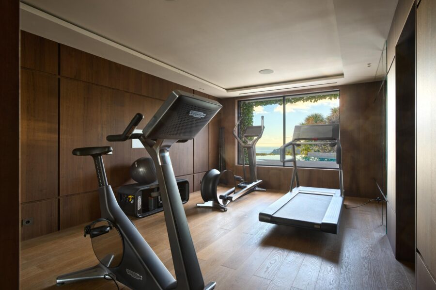 villa-simone-gym-fitness-suite-workout-luxury-rental-retreat-villefranche