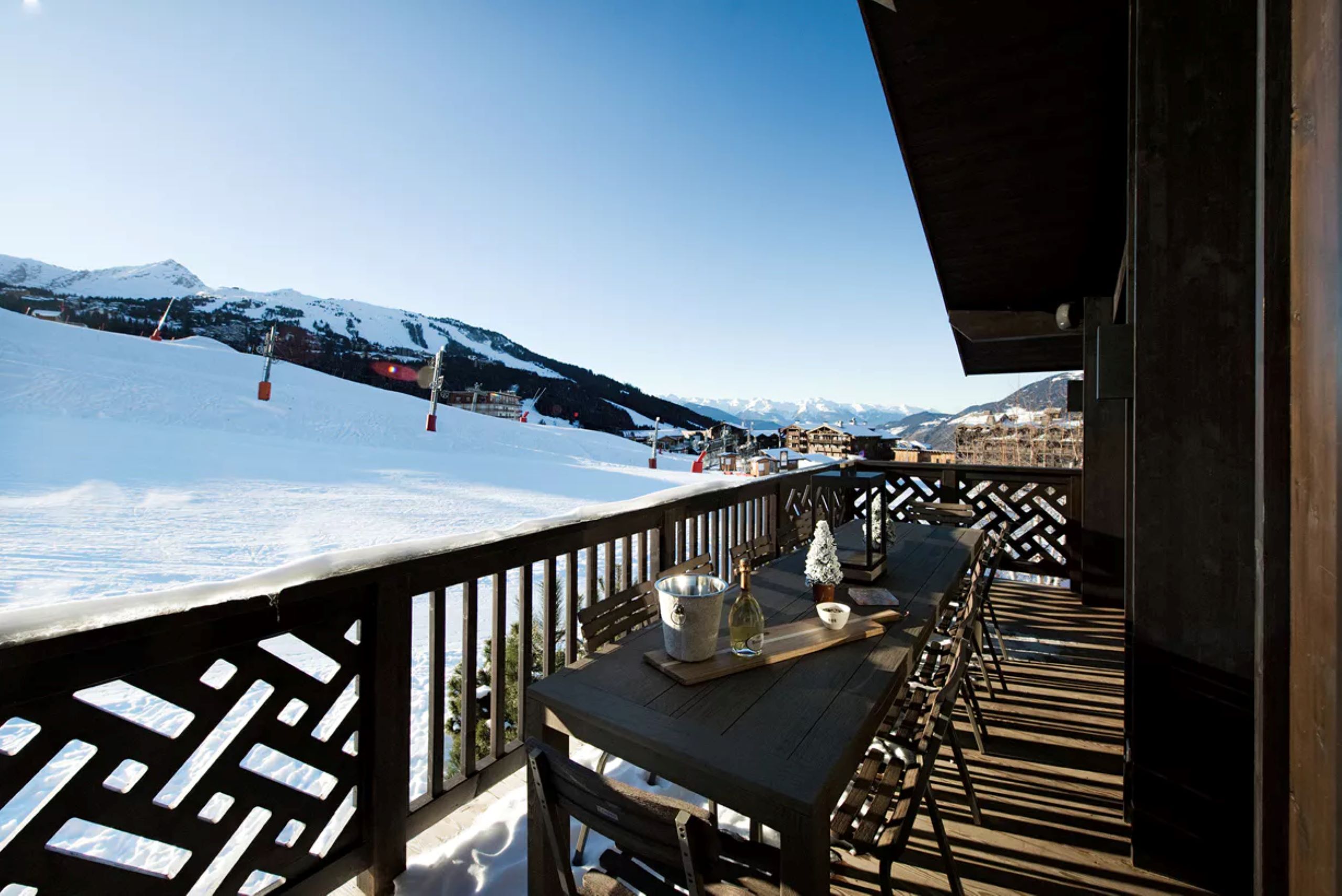 chalet-adele-balcony-slopes-view-luxury-alpine-rental-retreat-courchevel1650