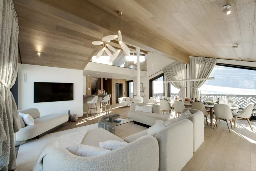 chalet-adele-livingroom-slope-view-openplan-spacious-modern-luxury-interiordesign-courchevel1650