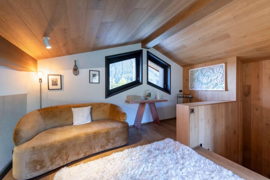 chalet-adele-snug-reading-corner-serene-tranquil-interior-luxury-courchevel1650