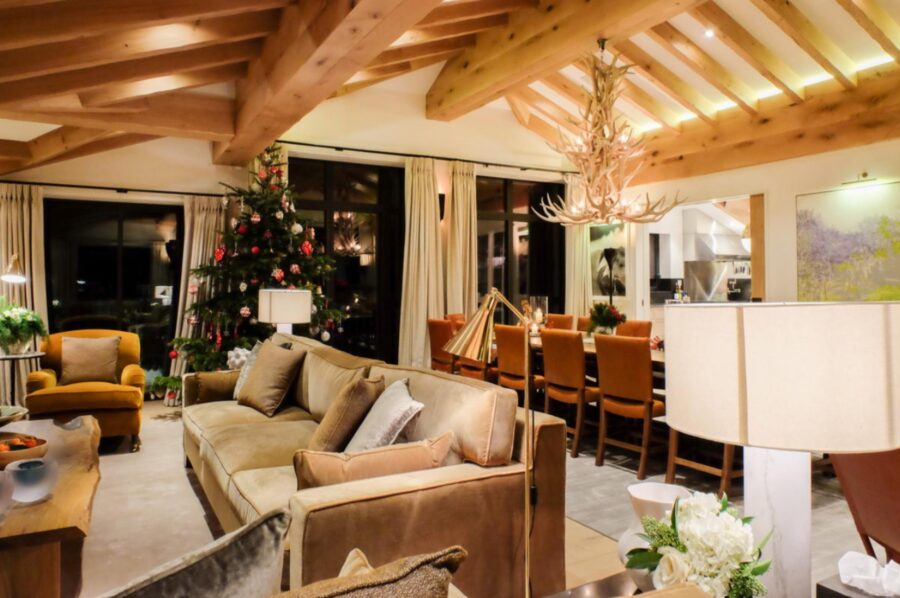chalet-coco-living-room-christmas-openplan-elegant-design-luxury-courchevel1650