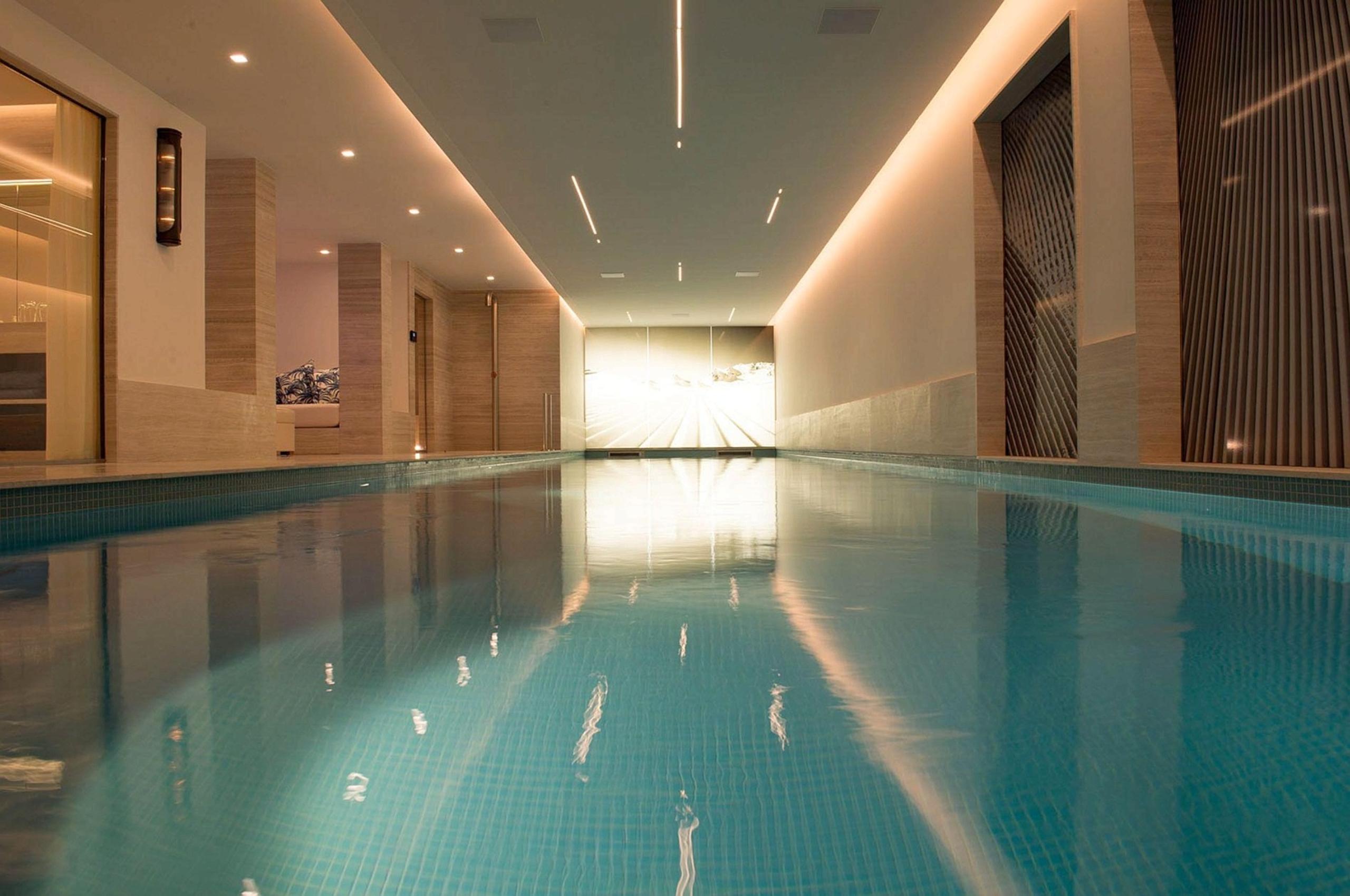 chalet-coco-swimming-pool-spa-wellness-luxury-rental-retreat-courchevel1650