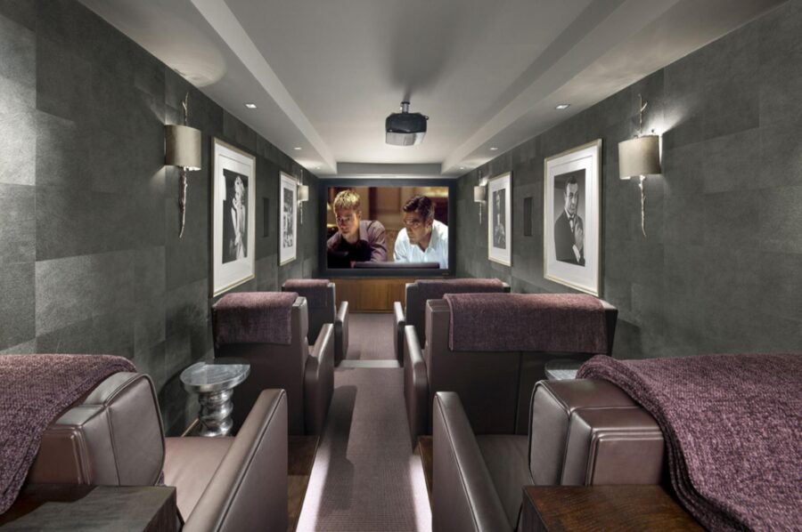 chalet-odile-cinema-room-film-movie-nights-entertainment-family-friendly-luxury-courchevel1650