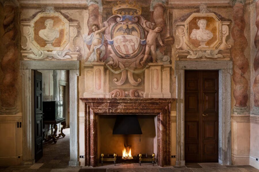 villa-allegra-fireplace-ornate-traditional-palatial-luxury-lakecomo