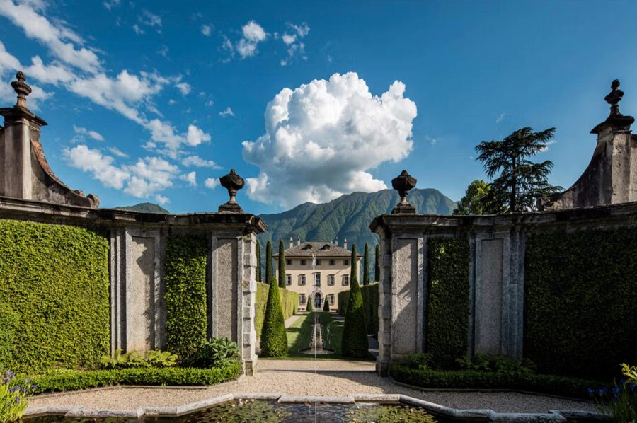 villa-allegra-mainpage-gardens-fountains-mountain-views-luxury-palatial-property-lakecomo
