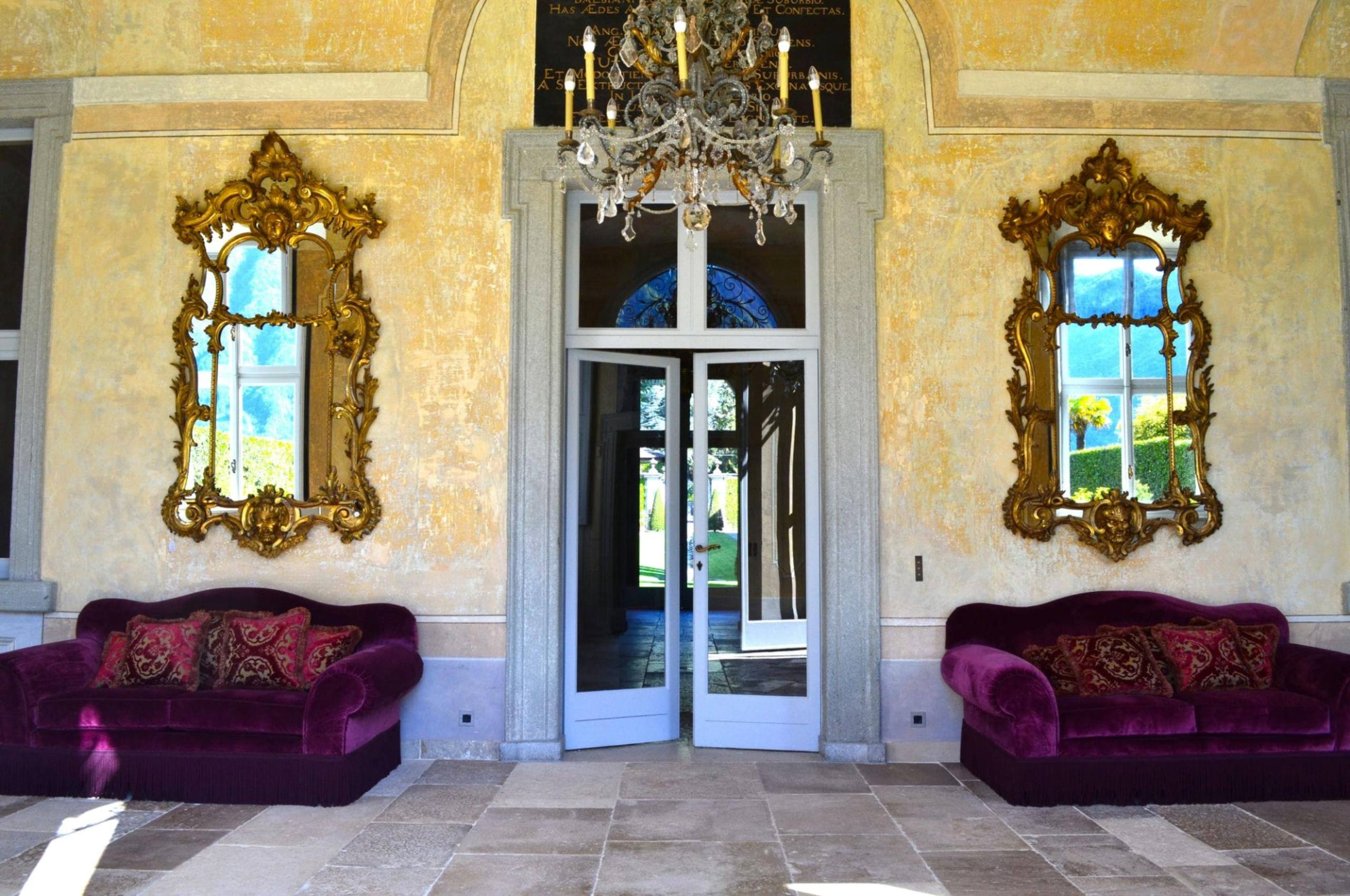 villa-allegra-terrace-patio-chandelier-luxury-elegant-design-lakecomo