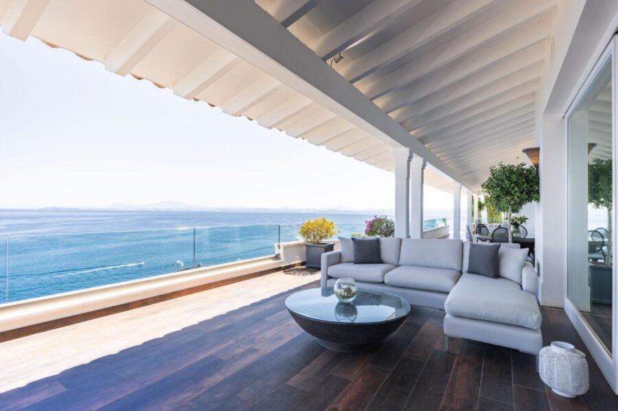 villa-chara-balcony-terrace-stunning-sea-views-alfresco-lounge-luxury-corfu