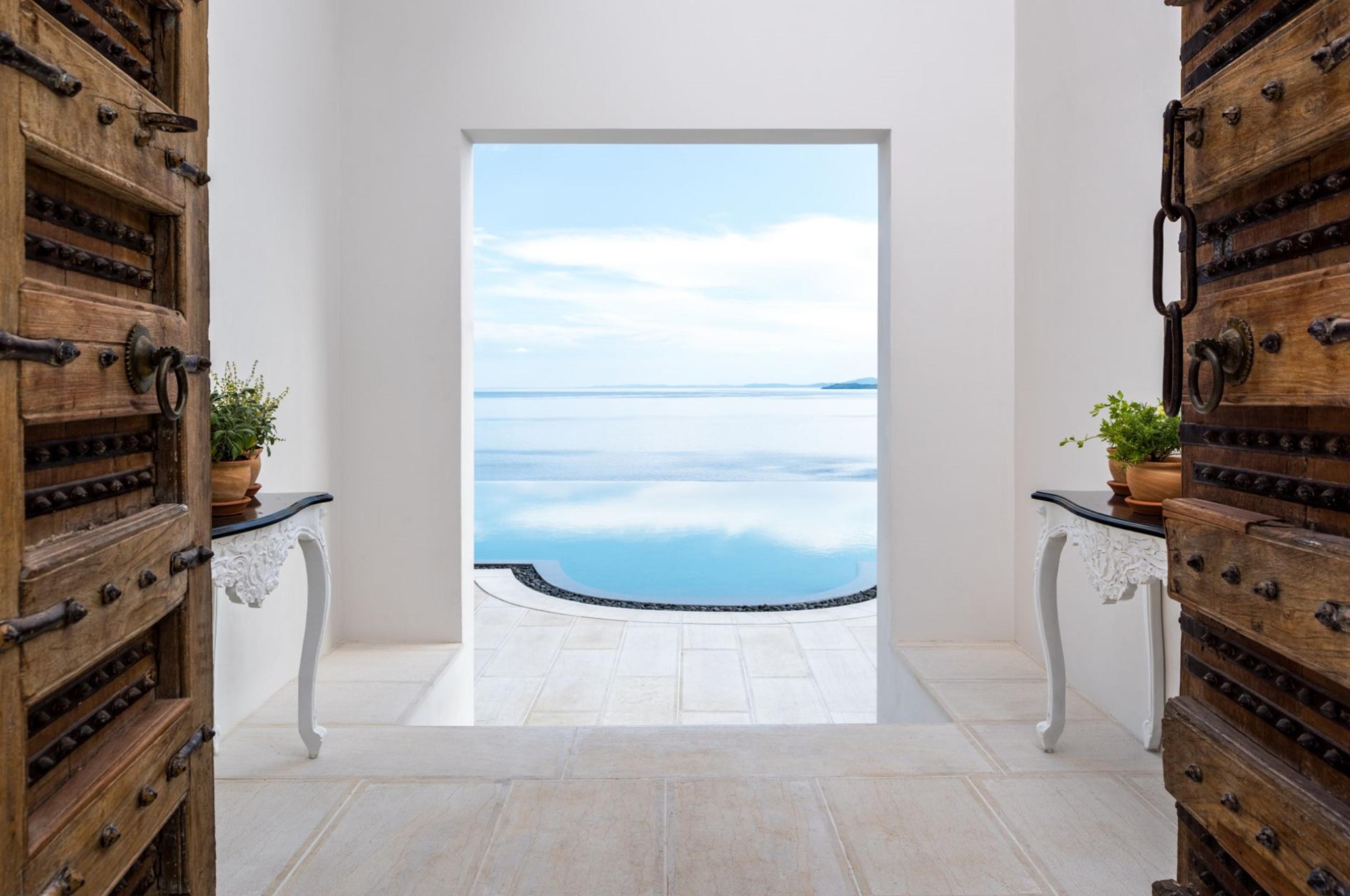 villa-chara-entrance-hallway-infinity-pool-sea-view-luxury-corfu