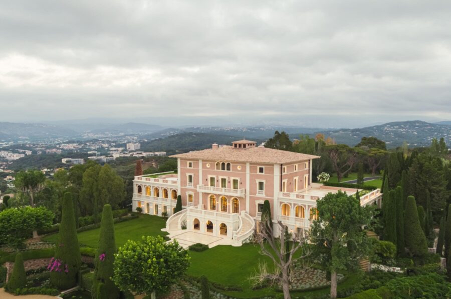 villa-clemence-exterior-grand-opulent-chateau-spacious-grounds-luxury-rental-retreat-cannes