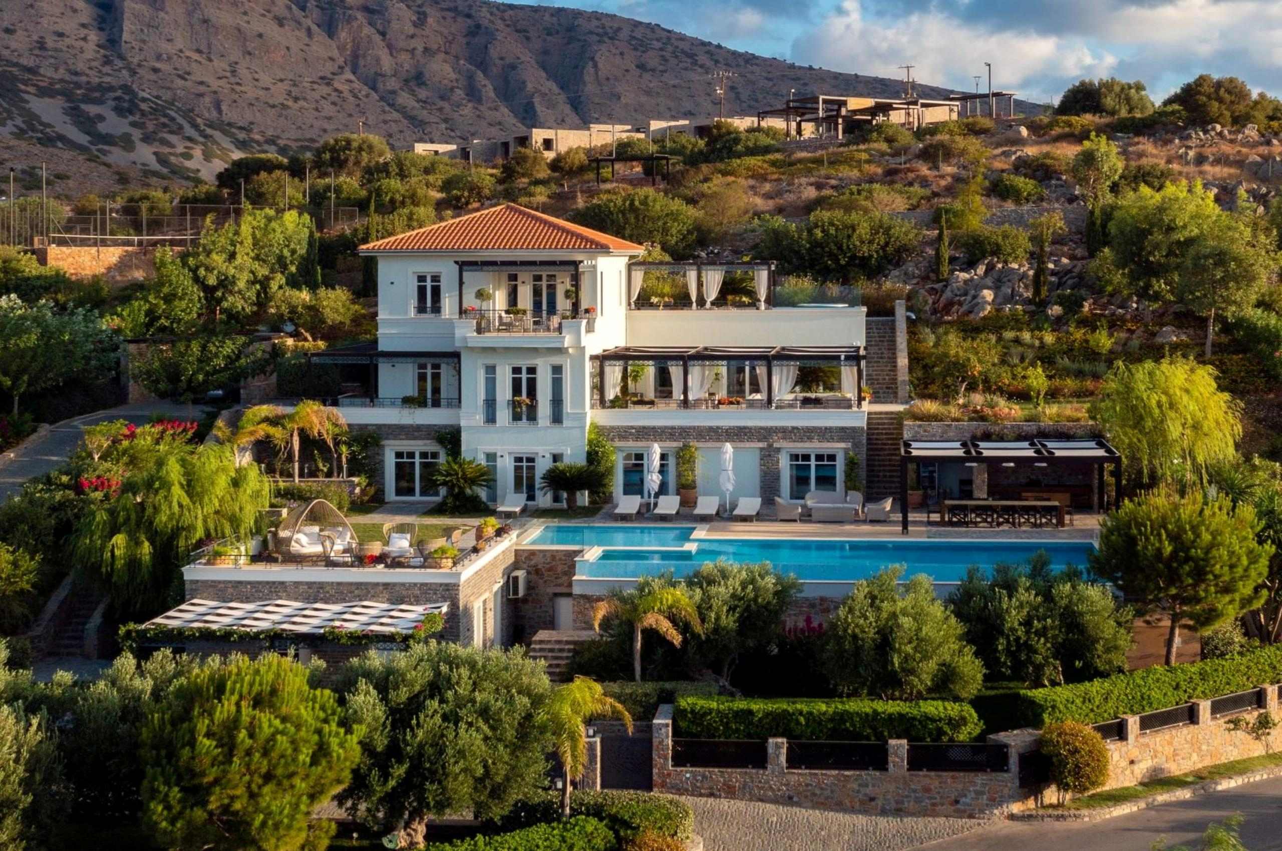 villa-dalida-exterior-daytime-garden-swimming-pool-luxury-crete