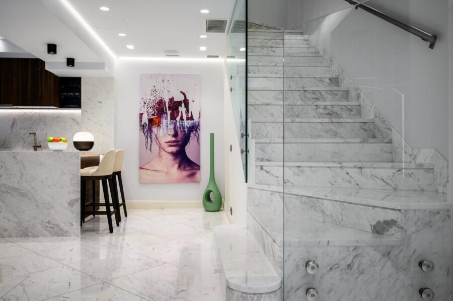 villa-dalida-staircase-kitchen-marble-bright-modern-elegant-design-luxury-crete