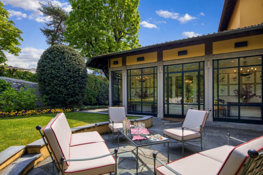 villa-grace-patio-garden-alfresco-lounge-area-relaxation-tranquil-luxury-lakecomo