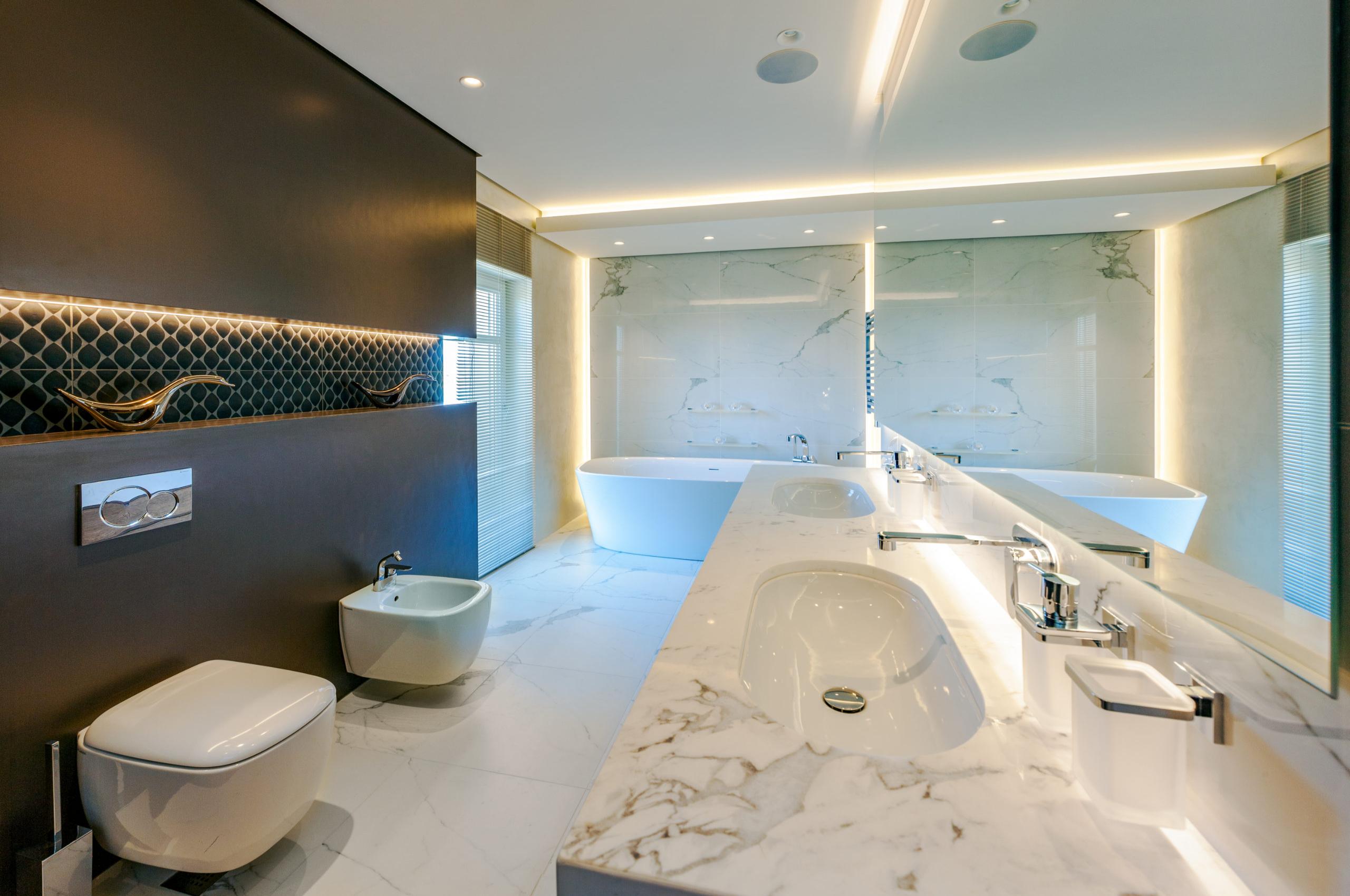 villa-octavia-bathroom-bathtub-double-sink-sleek-modern-design-luxury-crete