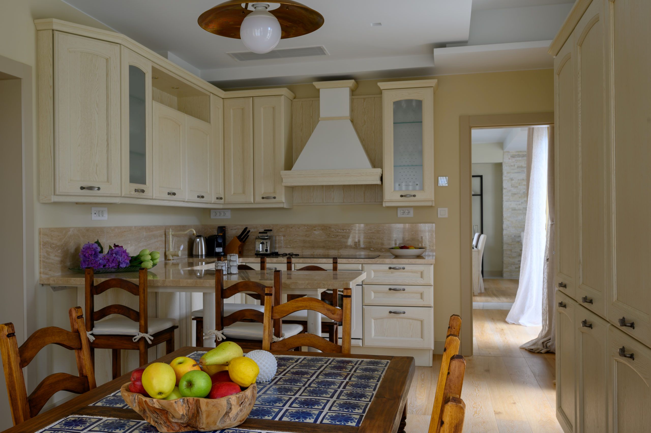 villa-una-kitchen-dining-luxury-crete