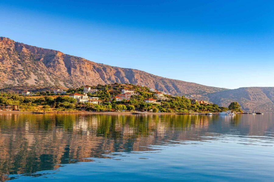 villa-una-private-beachfront-estate-luxury-scenic-setting-crete
