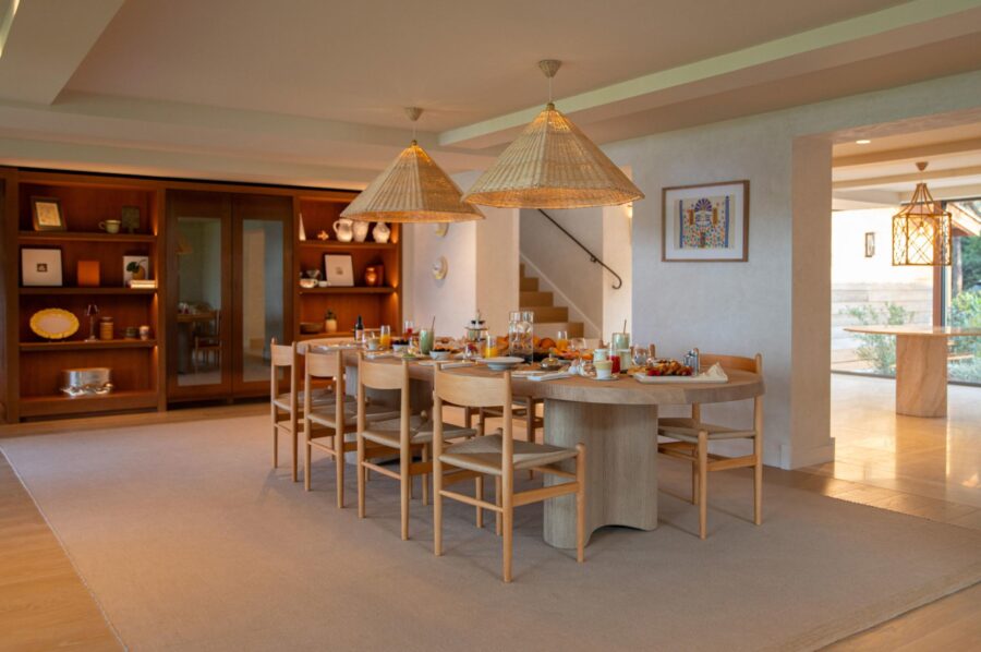 villa-pine-dining-room-openplan-spacious-modern-stylish-design-luxury-lacroixvalmer