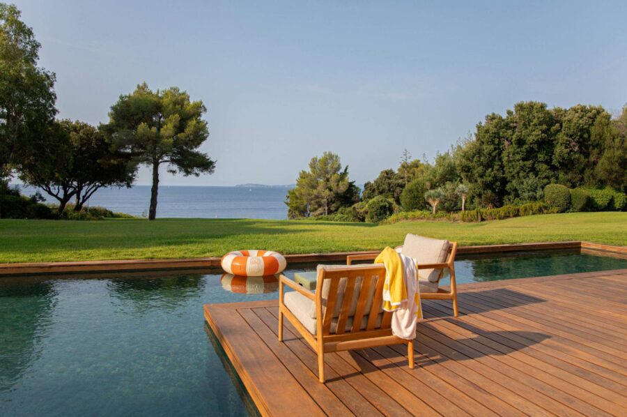 villa-pine-terrace-swimming-pool-sea-view-garden-luxury-lacroixvalmer