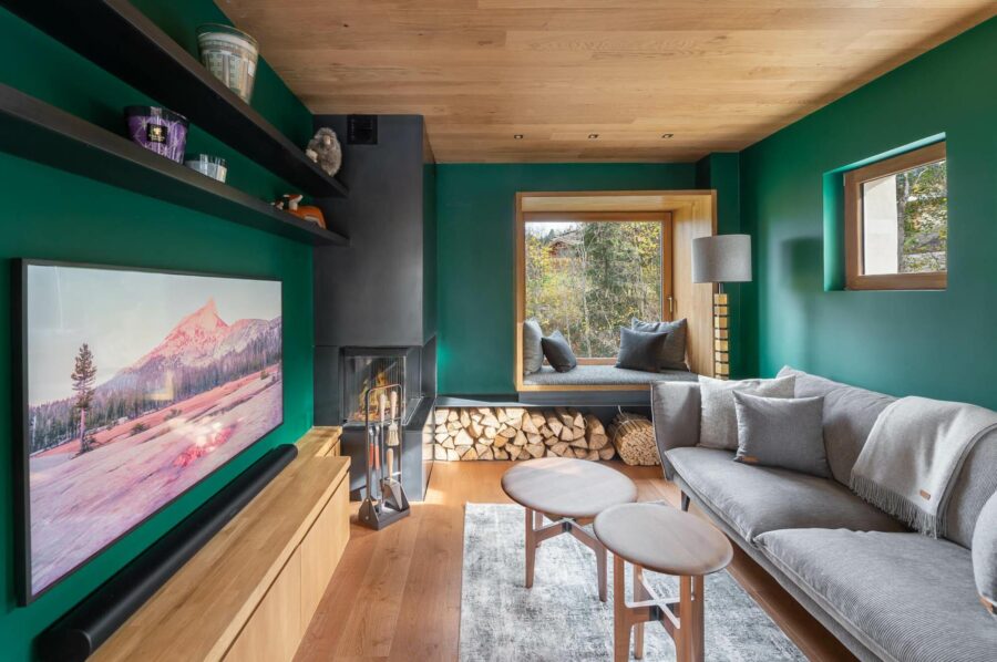 chalet-bellvie-tv-lounge-luxury-megeve