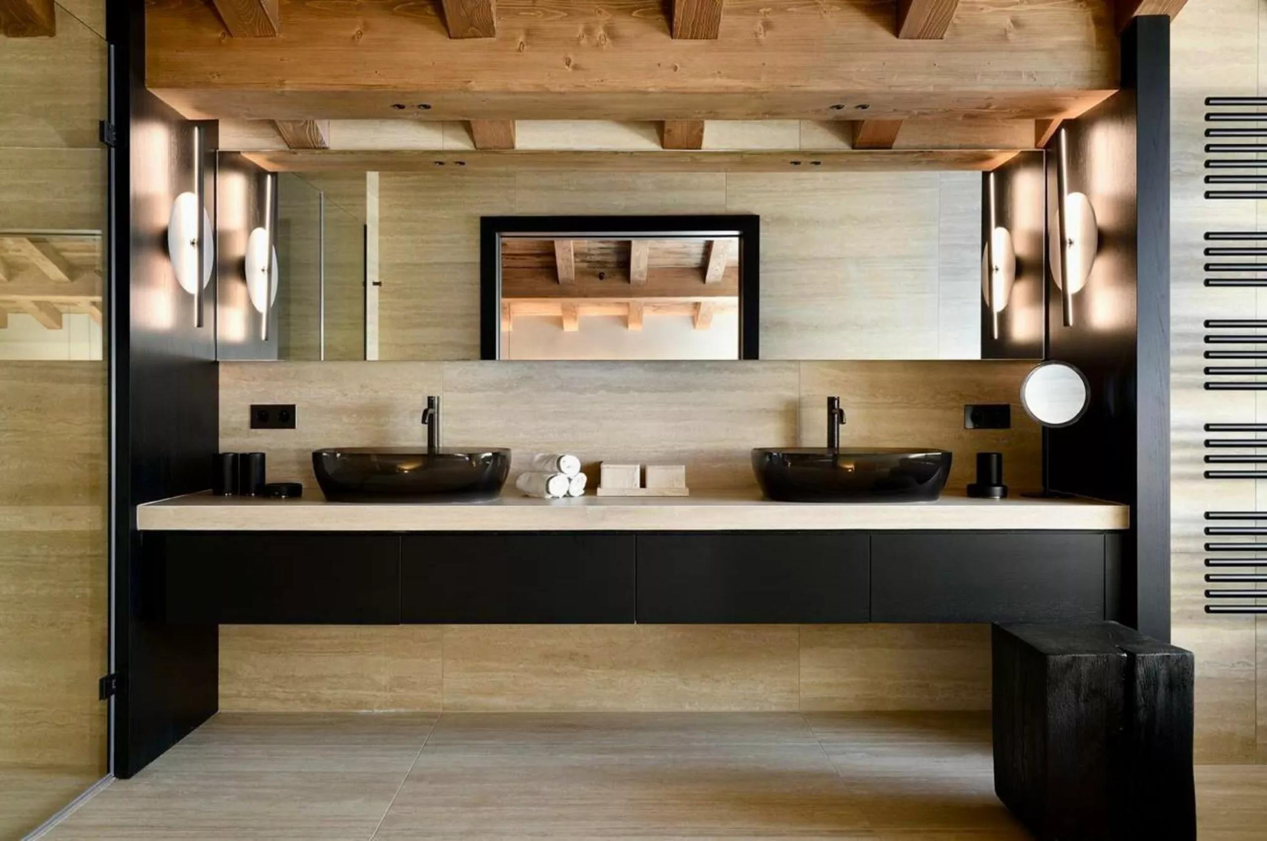 chalet-chamille-bedroom-double-sink-luxury-megeve