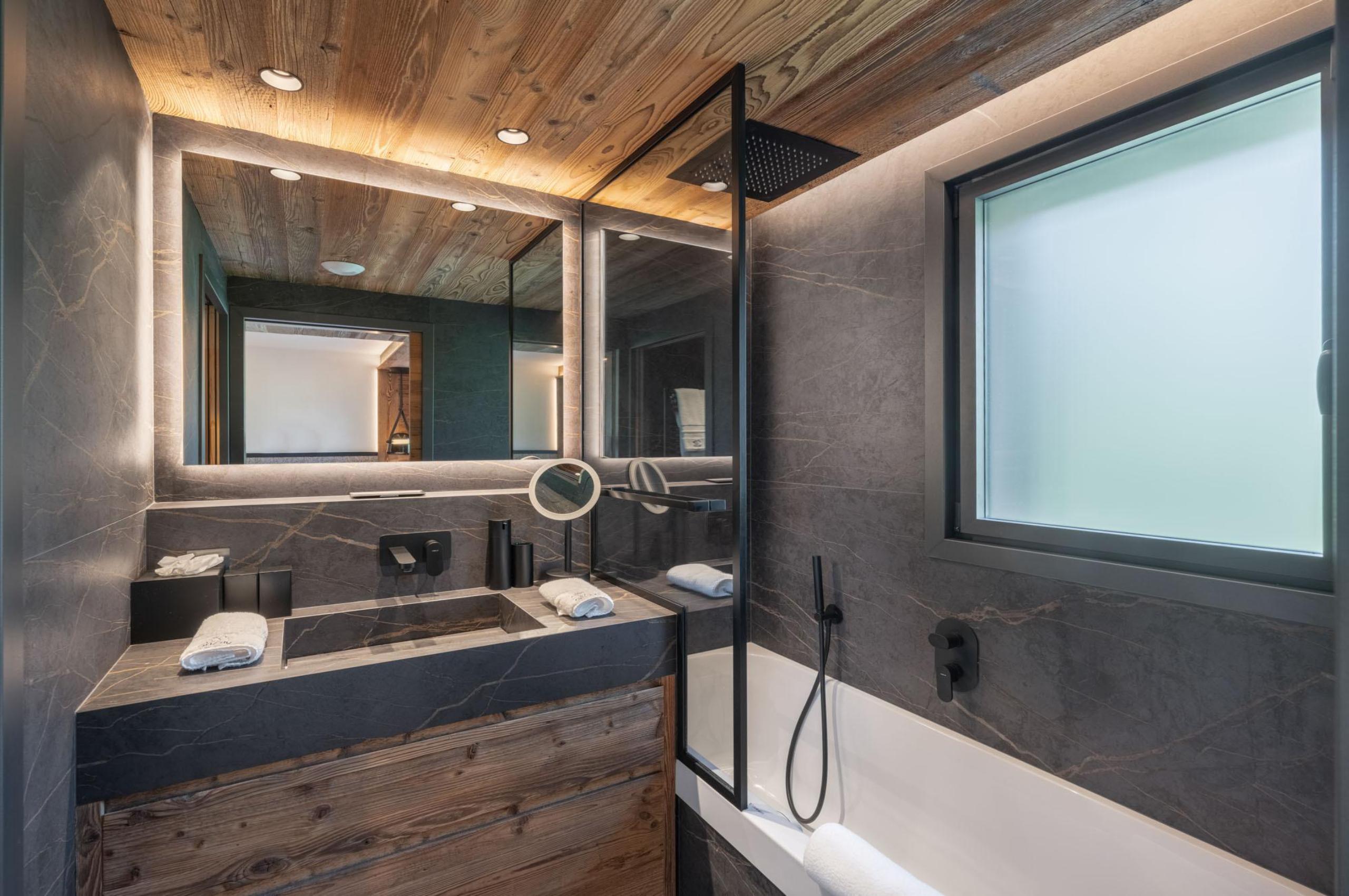chalet-griselda-bathroom-bathtub-sleek-modern-design-luxury-megeve