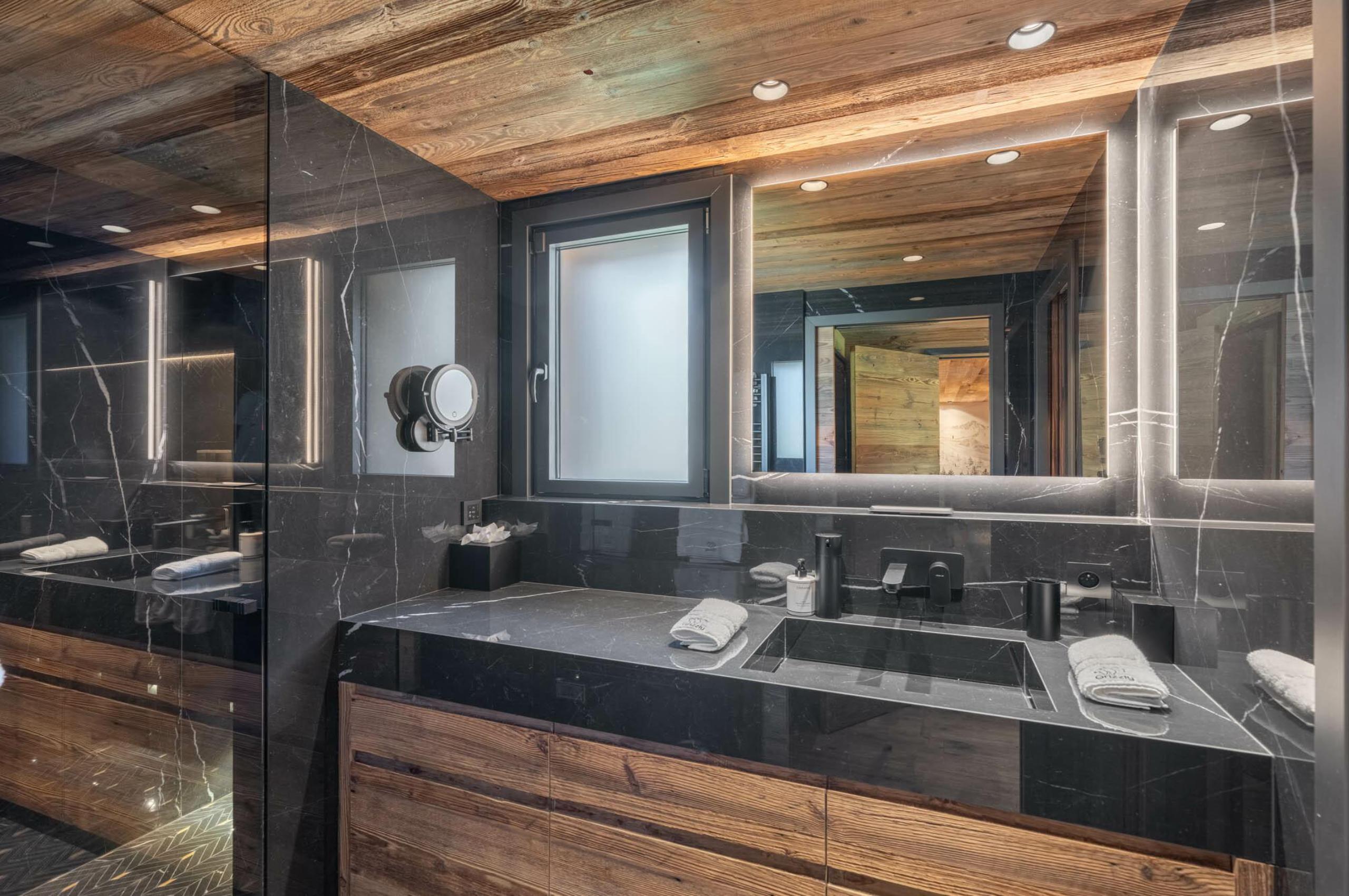chalet-griselda-bathroom-sleek-modern-design-luxury-megeve