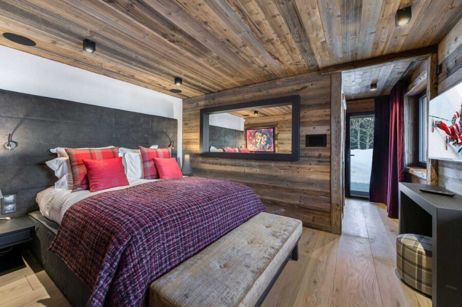 chalet-lara-bedroom-cosy-elegant-alpine-design-luxury-megeve