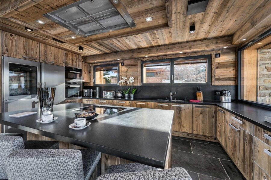 chalet-lara-kitchen-bar-modern-sleek-design-luxury-megeve