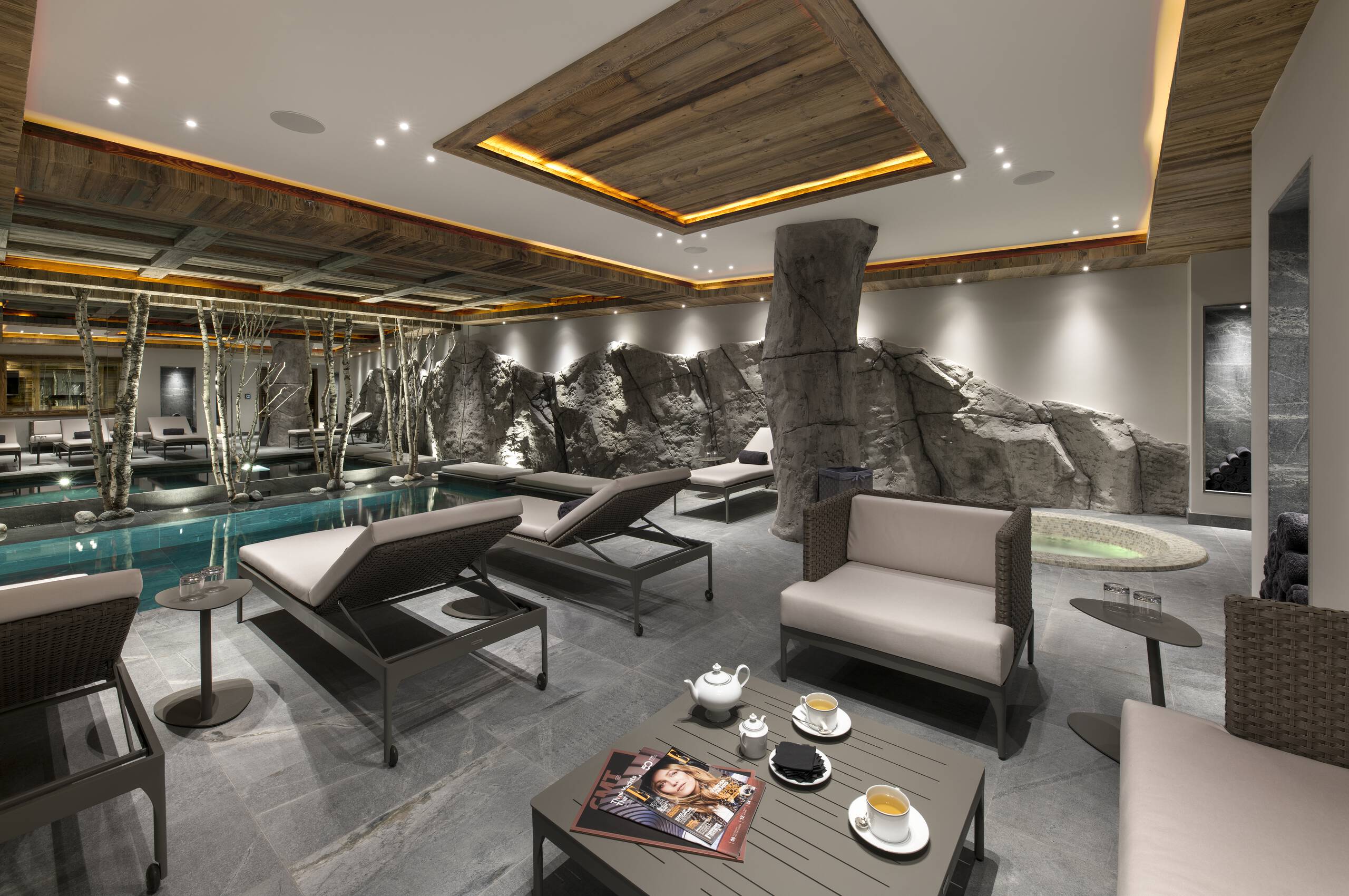 chalet-anastasia-spa-wellness-indoorpool-relaxation-elegant-design-courchevel1850-luxury