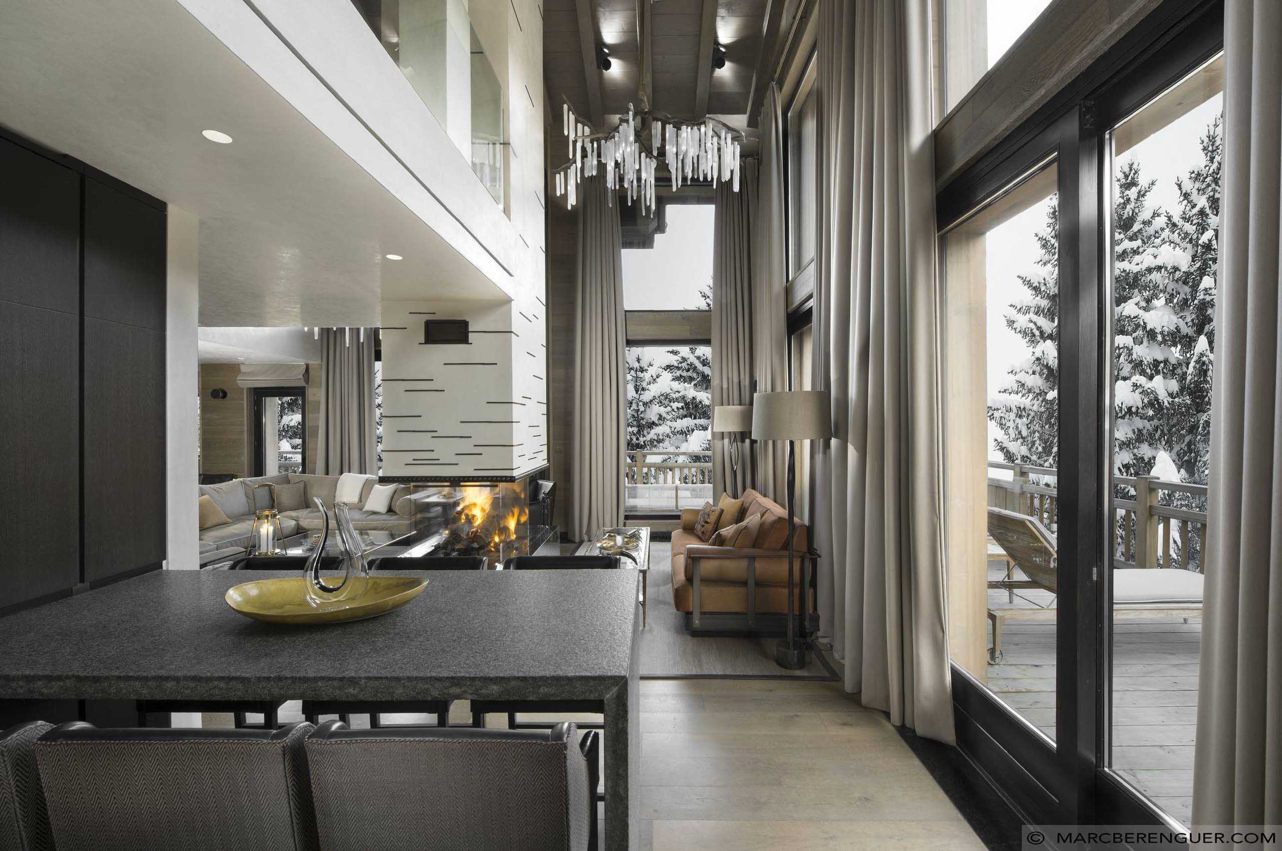 chalet-perce-livingspace-terrace-fireplace-modern-luxury-interior-courchevel1850