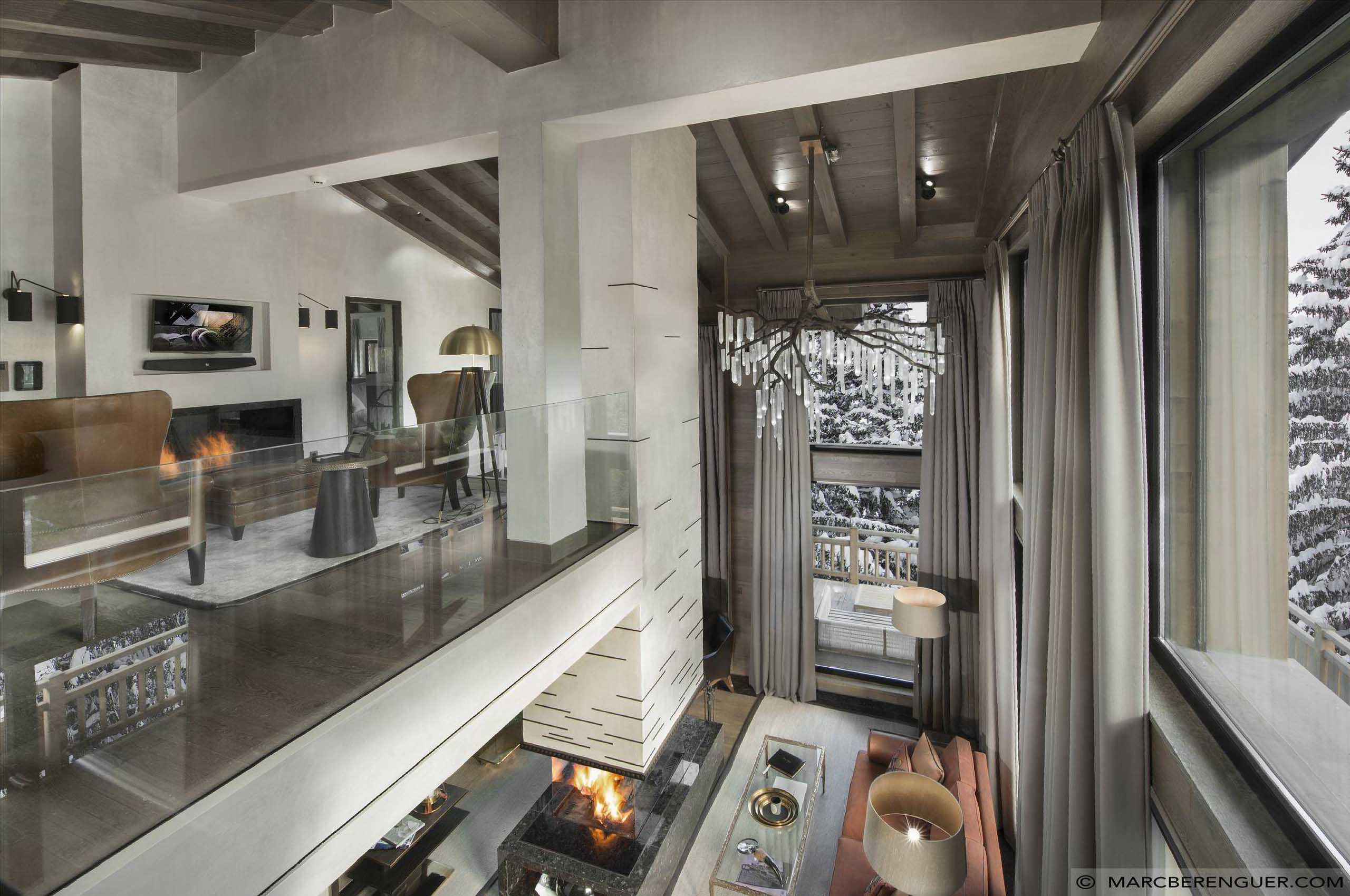 chalet-perce-mezzanine-balcony-livingspace-openplan-modern-luxury-retreat-courchevel1850
