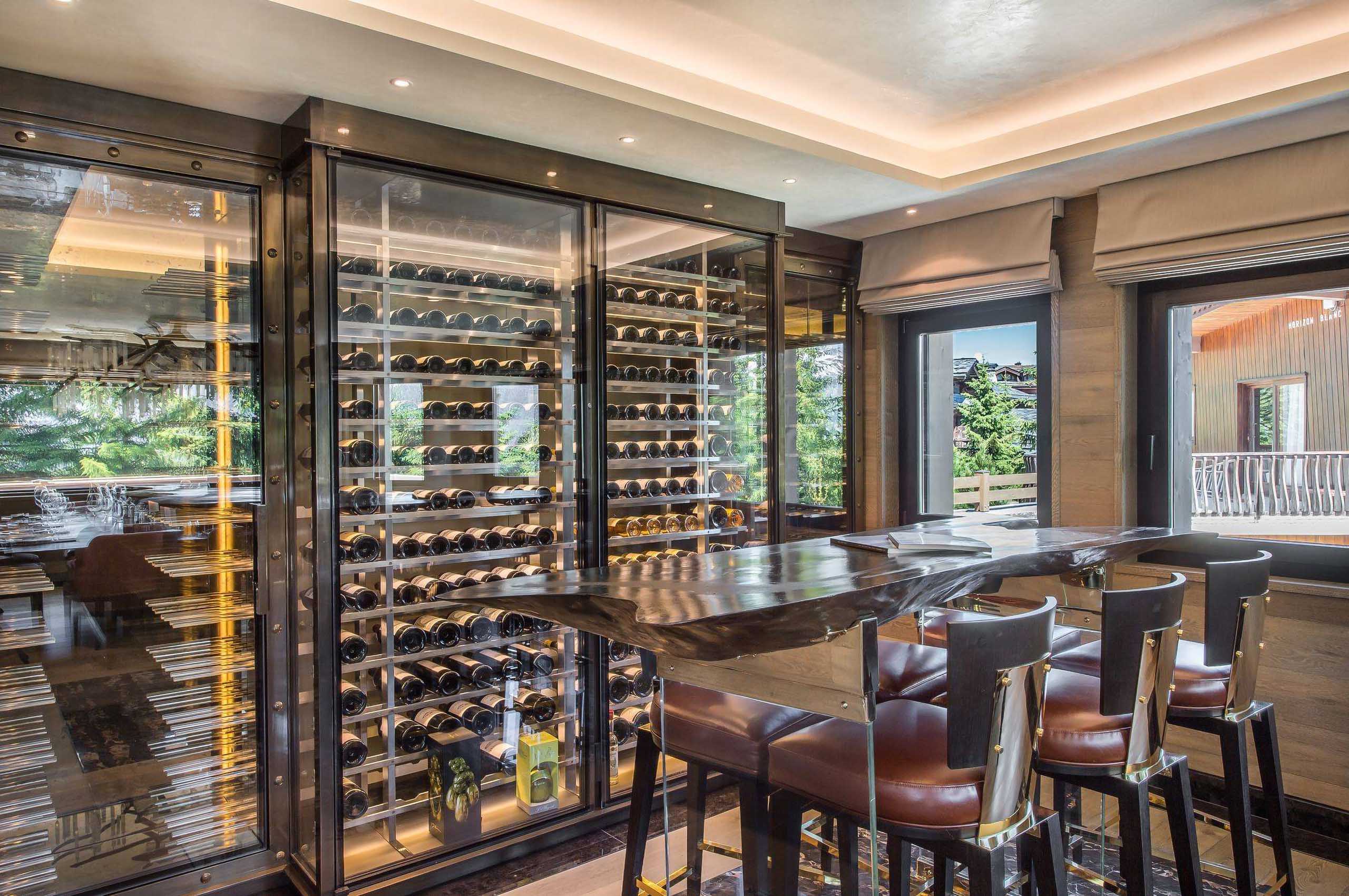chalet-perce-winecellar-modern-elegant-luxury-design-courchevel1850
