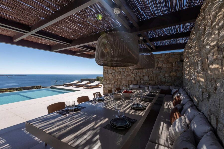 villa-august-alfresco-dining-area-veranda-sea-view-poolside-luxury-mykonos