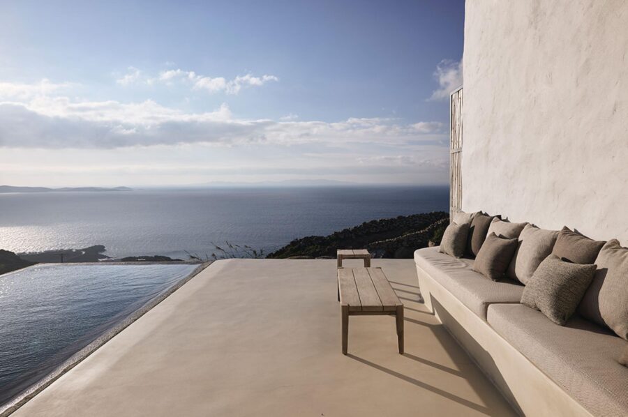 villa-daphne-alfresco-seating-swimming-pool-sea-view-luxury-rental-retreat-mykonos