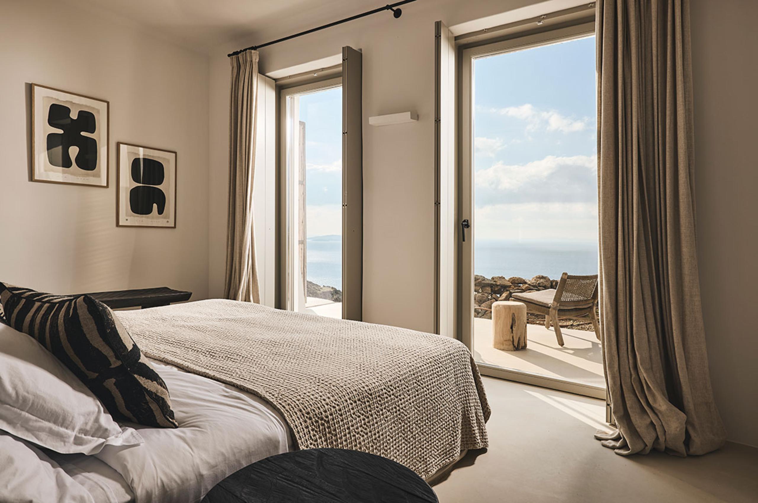 villa-daphne-bedroom-sea-view-mediterranean-design-luxury-mykonos