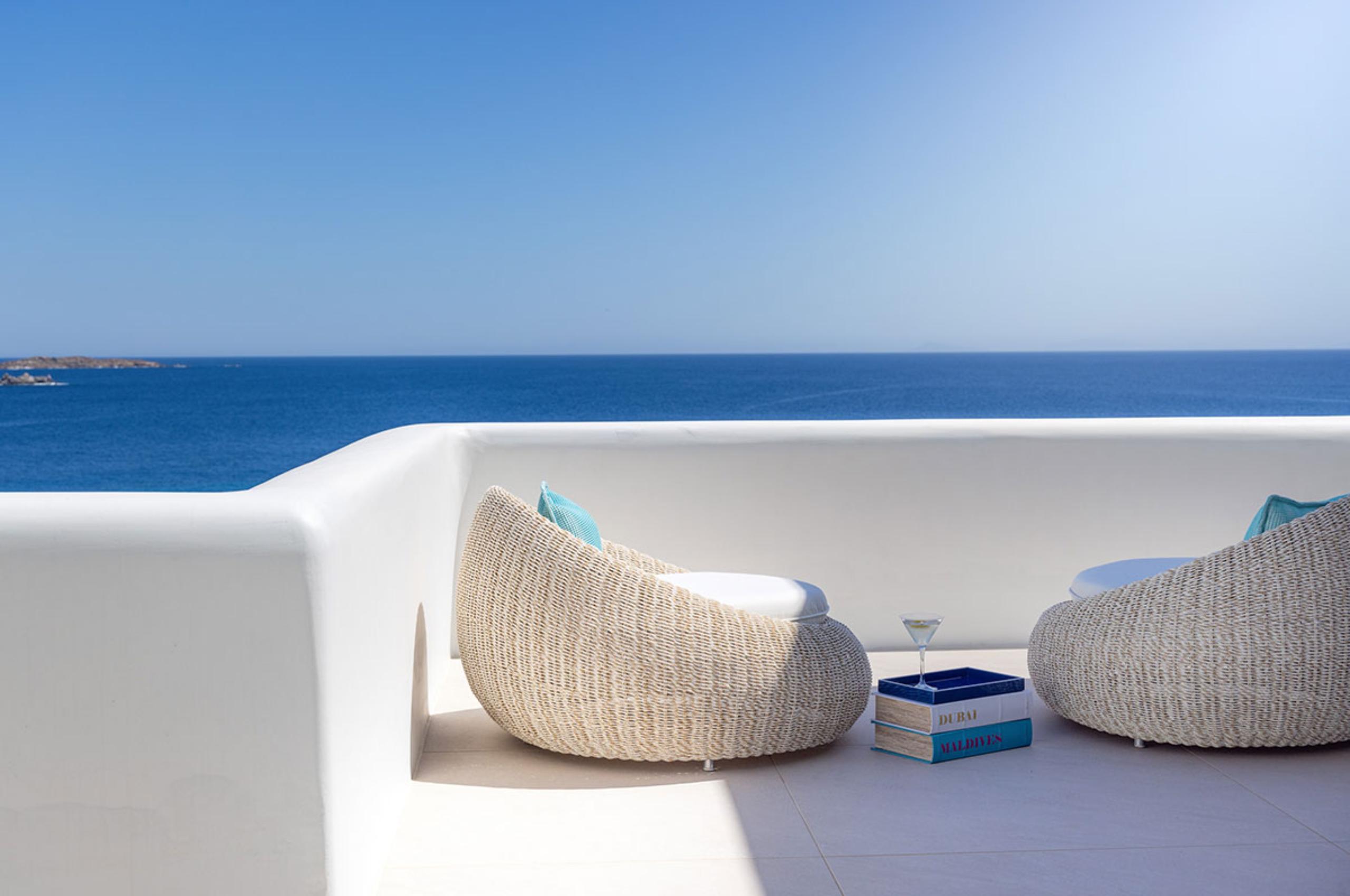 villa-diana-balcony-stunning-sea-views-luxury-retreat-mykonos