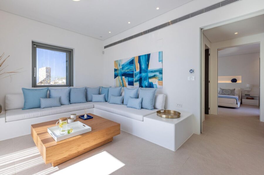 villa-diana-living-area-bedroom-serene-artwork-modern-interiors-luxury-mykonos