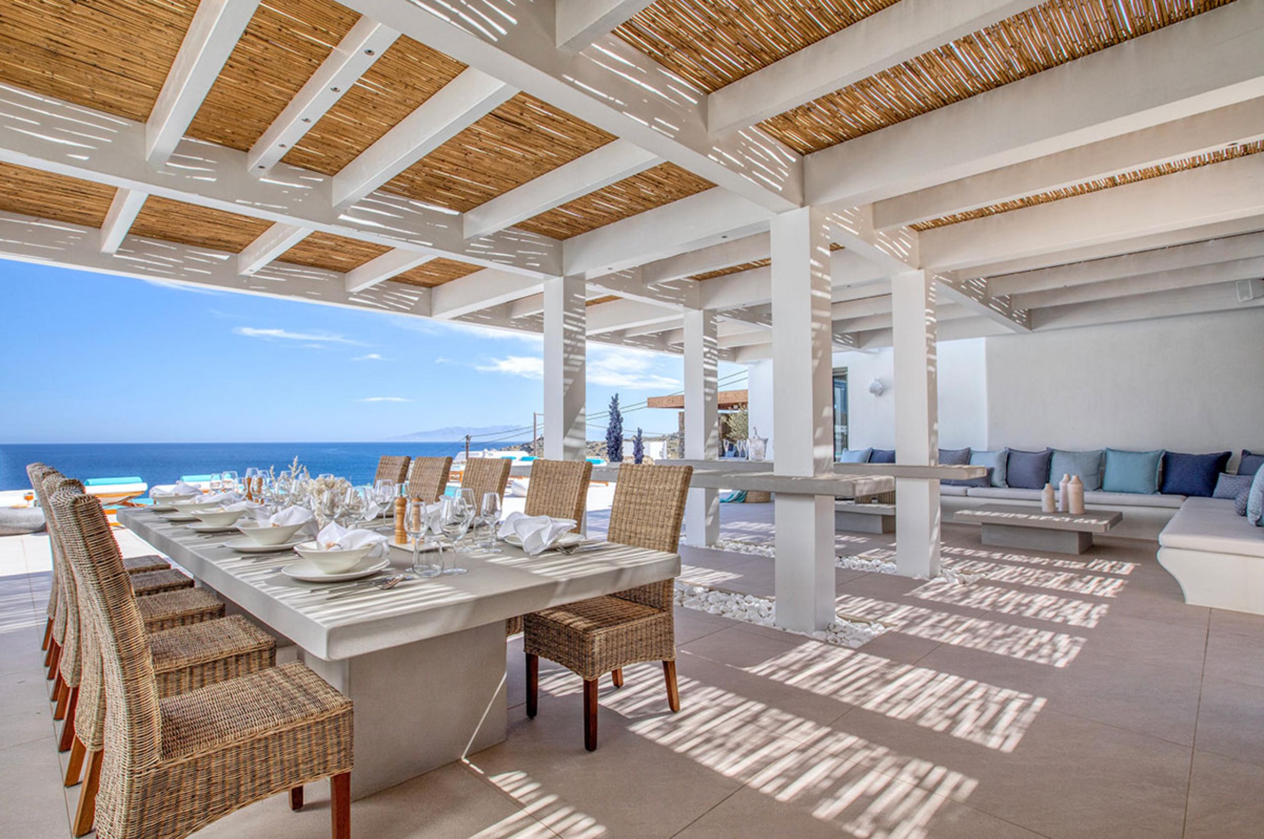 villa-diana-veranda-alfresco-dining-area-outdoor-lounge-luxury-mykonos