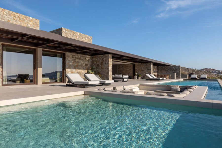 villa-lyra-swimming-pool-terrace-scenic-views-sunloungers-alfresco-seating-luxury-retreat-mykonos