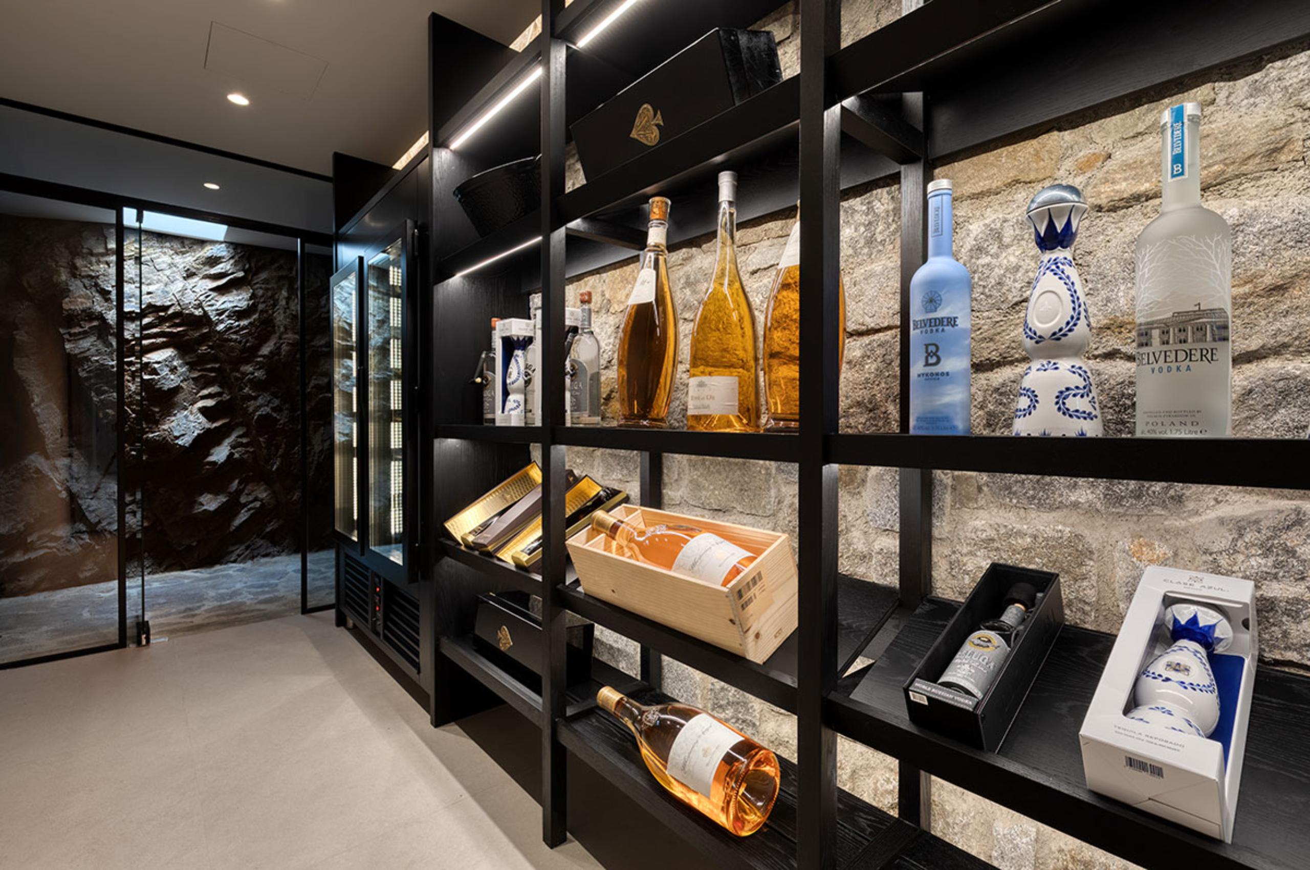 villa-lyra-wine-cellar-hosting-entertainment-luxury-mediterranean-rental-retreat-mykonos