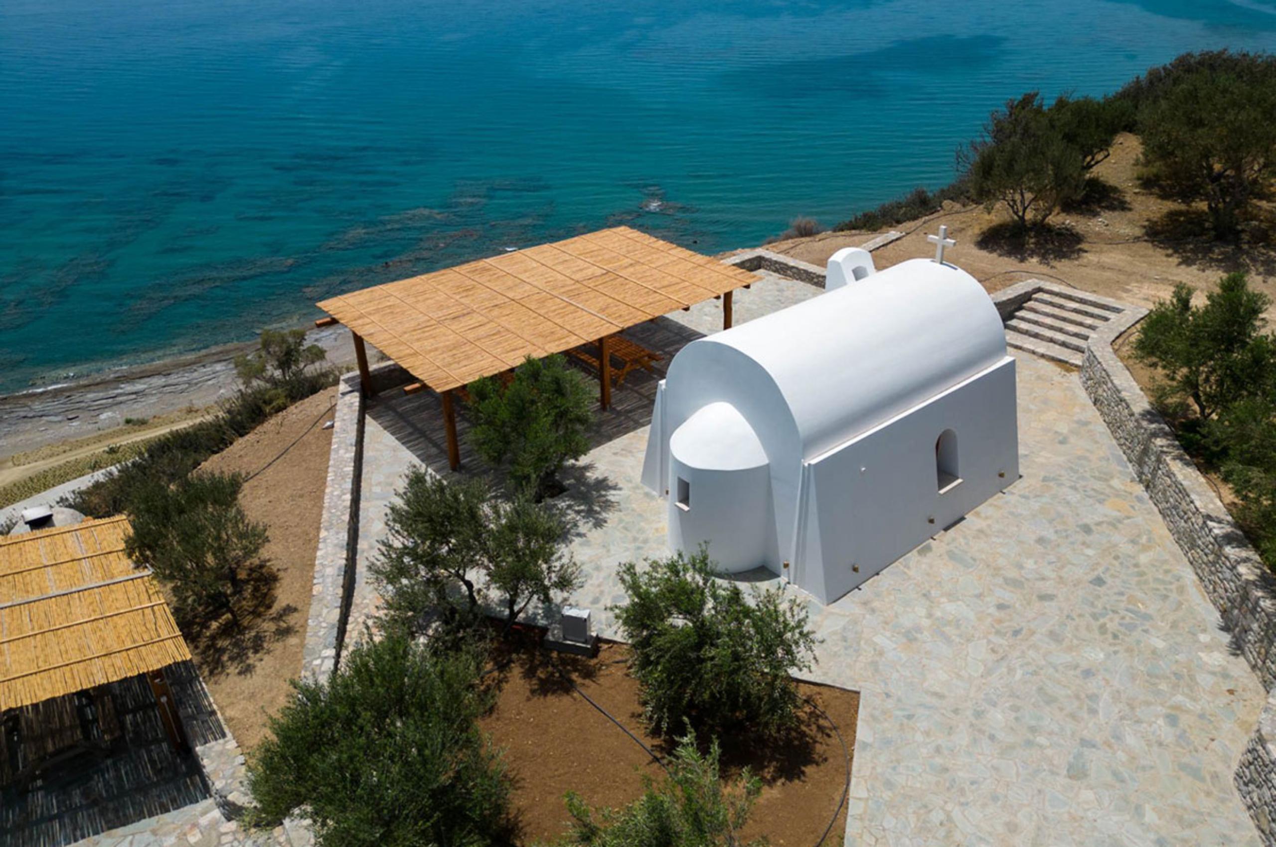 villa-nadia-exterior-aerial-view-terrace-sea-views-luxury-crete