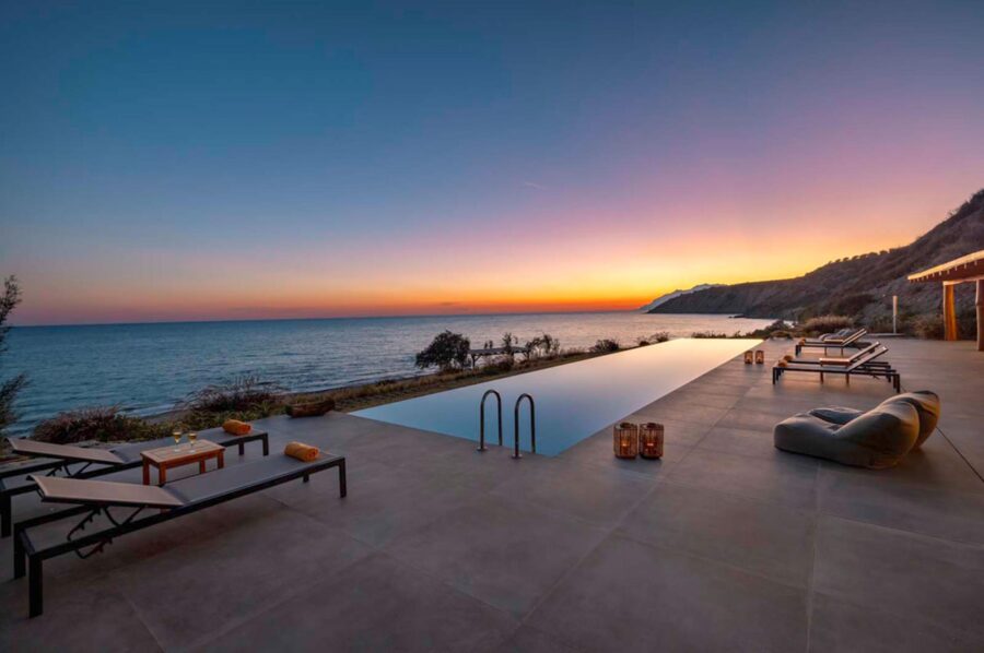villa-nadia-terrace-infinity-swimming-pool-sunset-luxury-crete