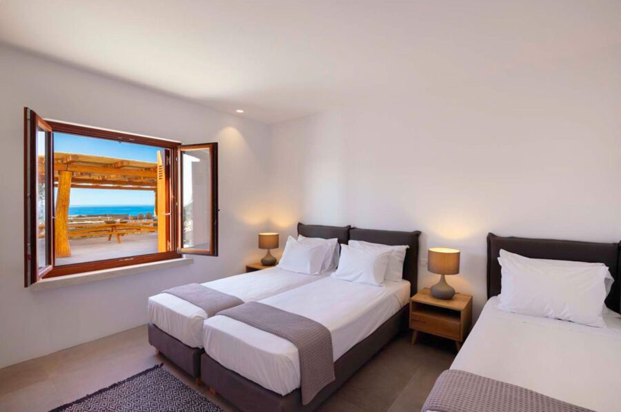 villa-nadia-twin-bedroom-sea-views-luxury-crete