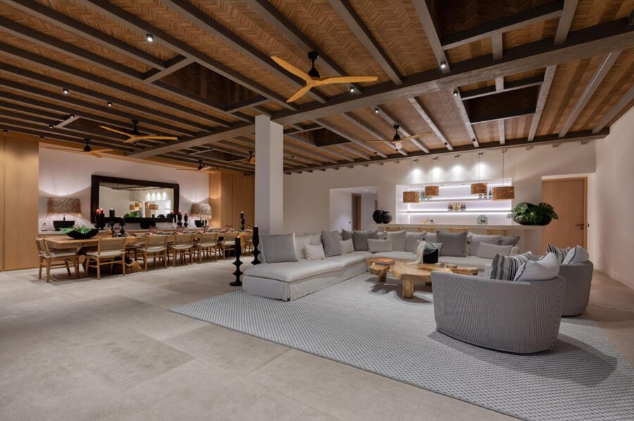 villa-petra-living-room-dining-area-bar-spacious-grand-interiors-indoor-outdoor-living-luxury-mykonos