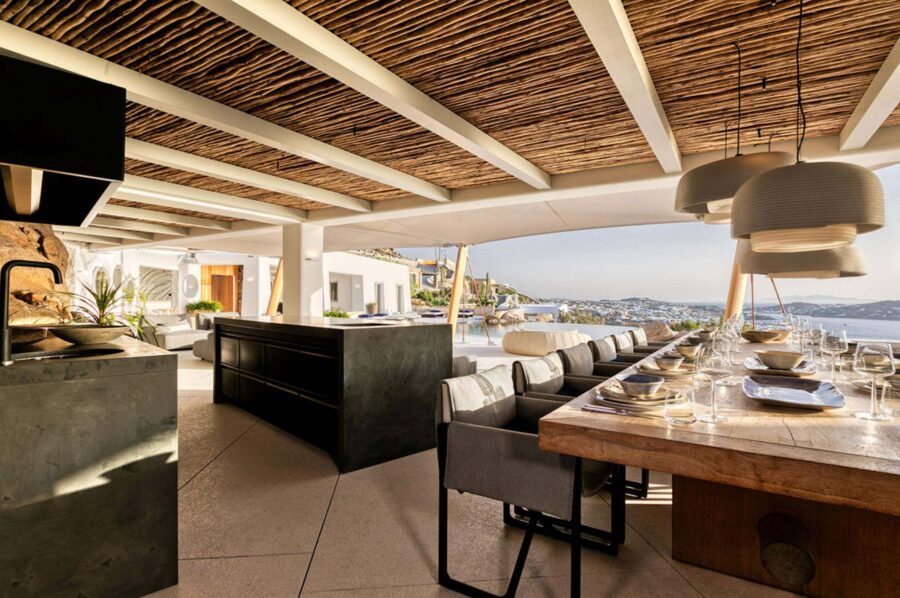 villa-selina-alfresco-dining-area-summer-kitchen-sea-views-luxury-mykonos