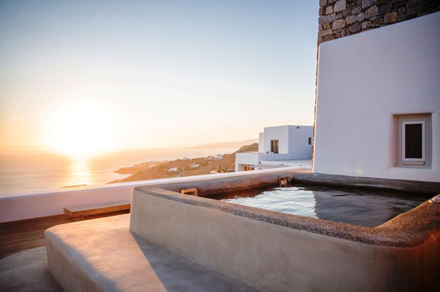 villa-selina-jacuzzi-hottub-sea-view-wellness-luxury-rental-retreat-mykonos