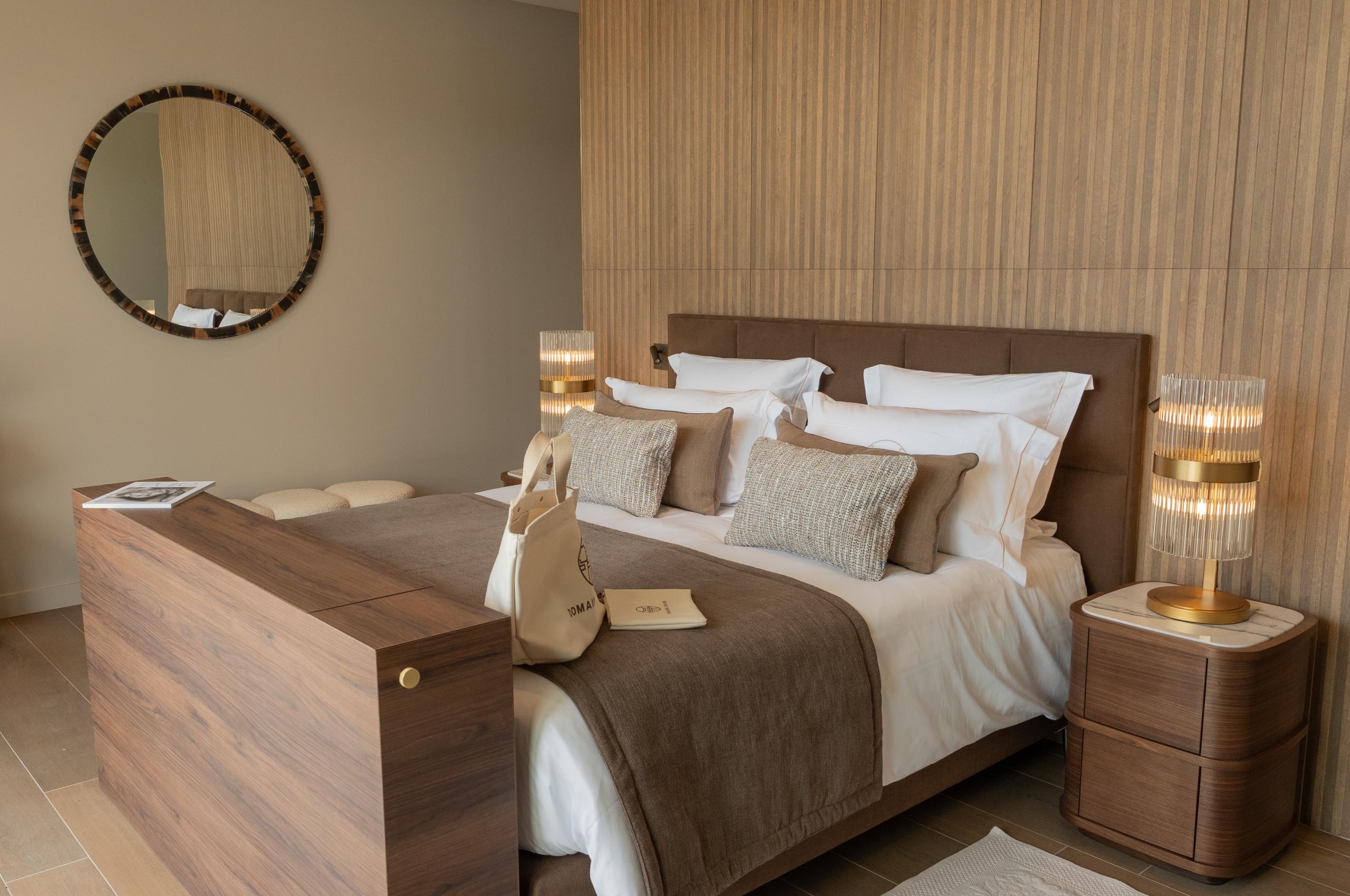 villa-soline-bedroom-elegant-modern-serene-design-luxury-lacroixvalmer